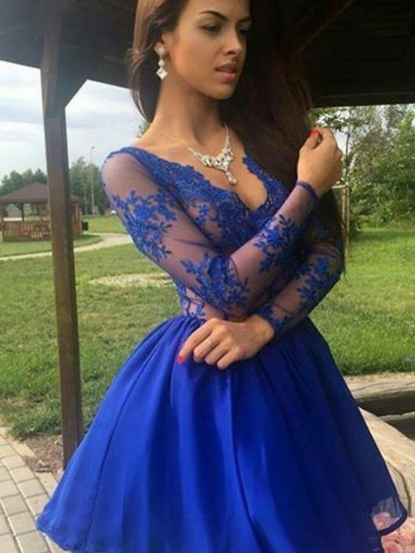 A-Line/Princess V-Neck Applique Long Sleeves Homecoming Dresses Chiffon Lia Short/Mini Dresses