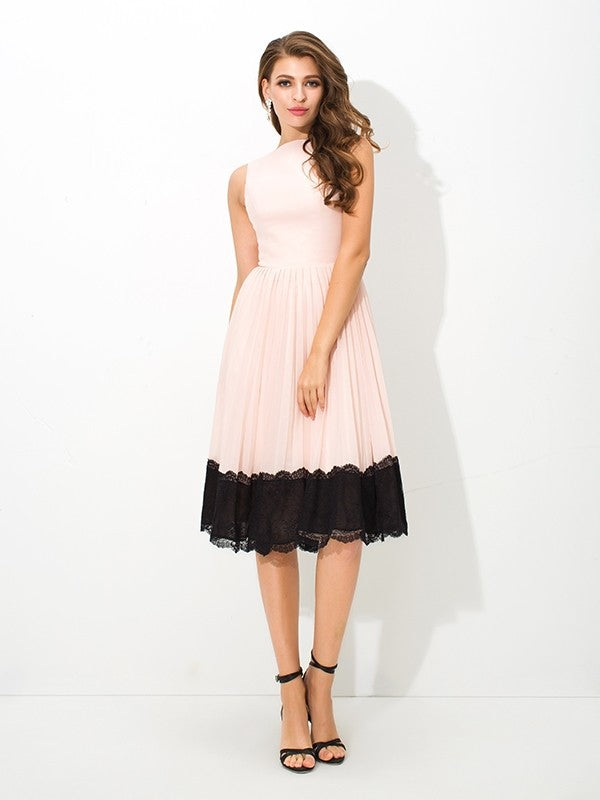A-Line/Princess High Neck Lace Chiffon Cocktail Leticia Homecoming Dresses Sleeveless Short Dresses